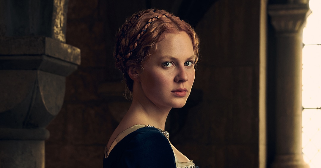 Becoming Elizabeth Unpacks Elizabeth I’s “Wrong” First Romance Becoming Elizabeth Unpacks Elizabeth I’s “Wrong” First Romance